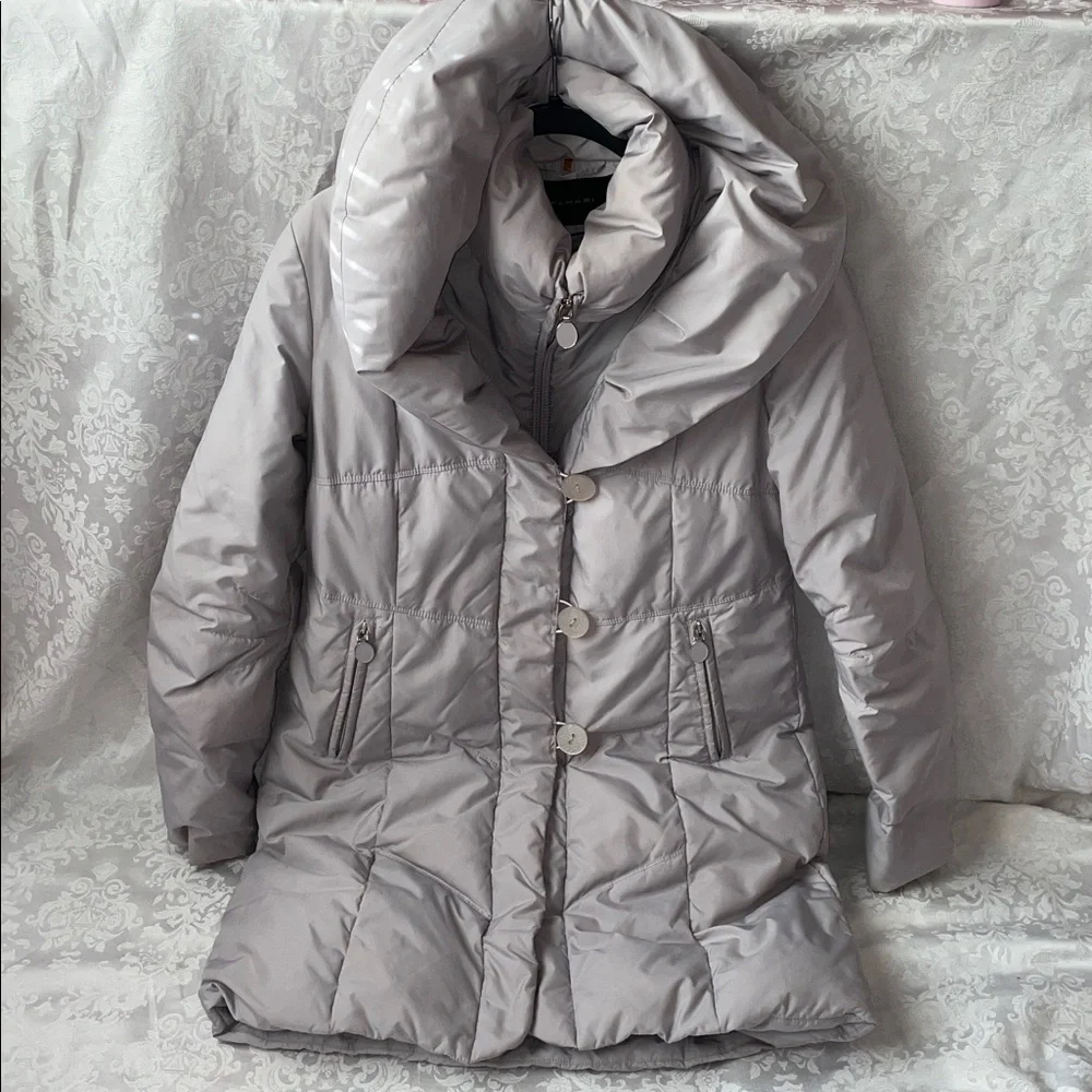 Tahari Light Gray Puffer Jacket. Size Medium. - Picture 1 of 7